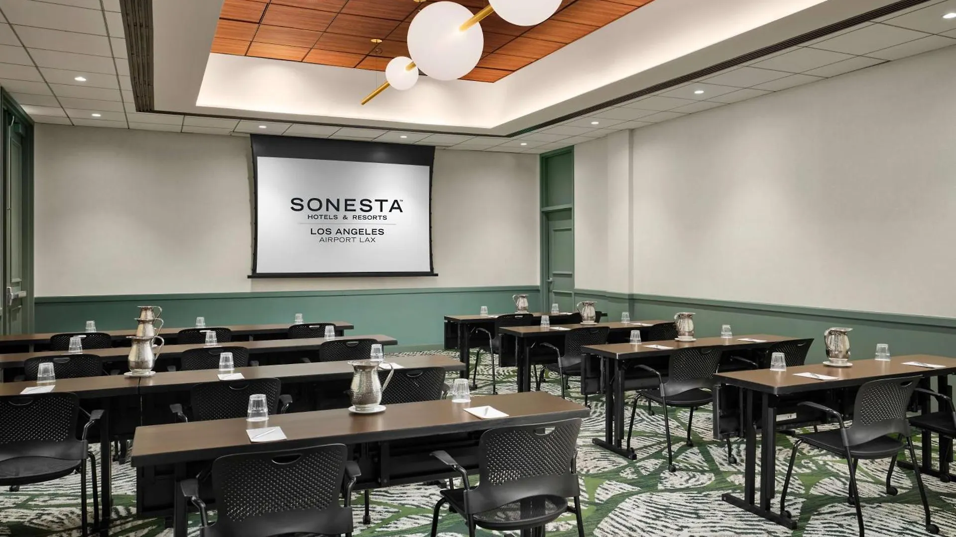 Sonesta Los Angeles Airport Lax 4*,